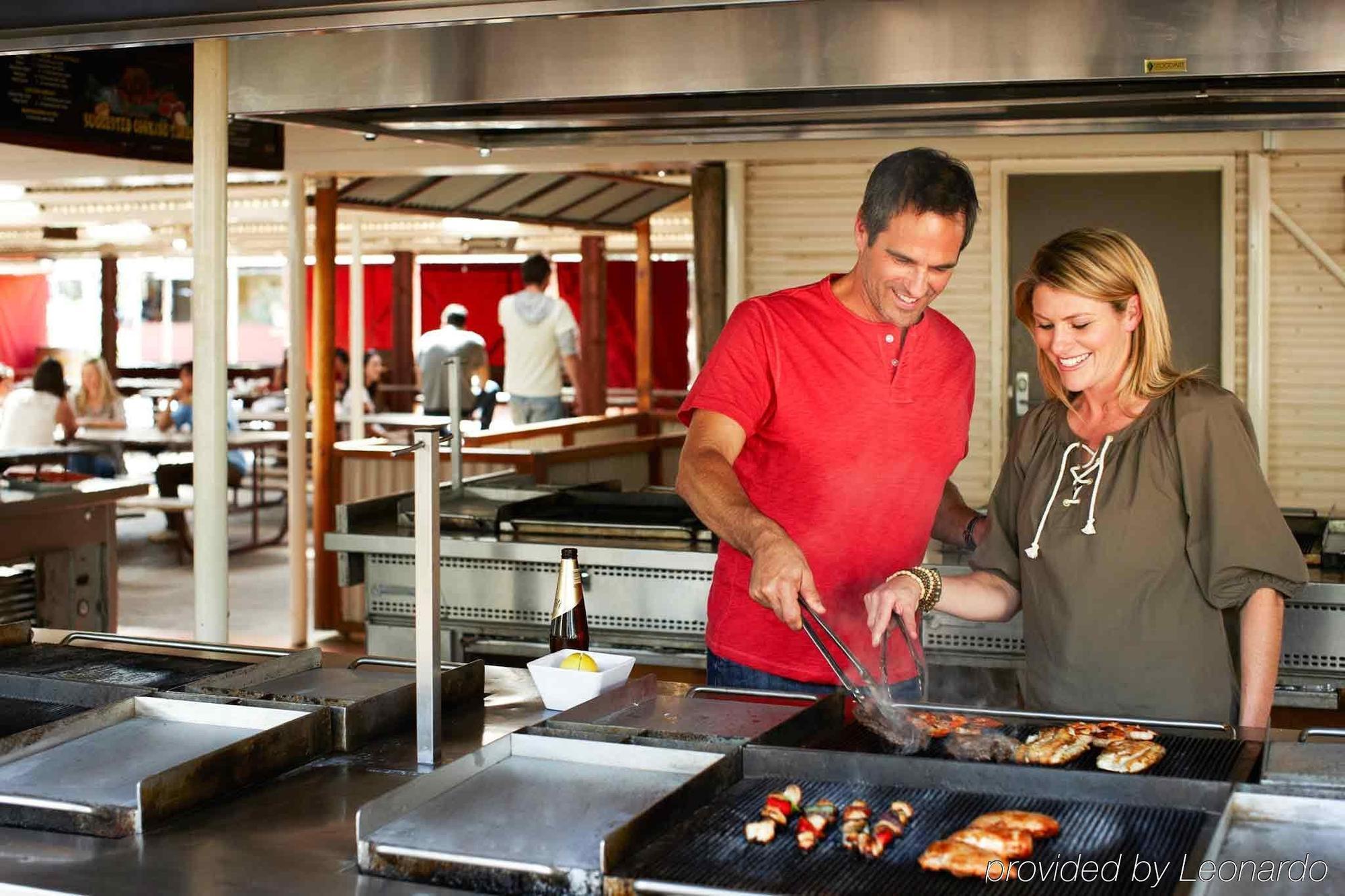 Outback Hotel Ayers Rock Restaurante foto